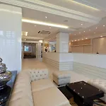 Paradis 4*