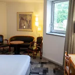 Hotell Paradis 4*
