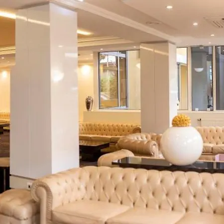 Paradis Hotel 4*