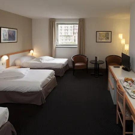 オテル パラディ 4*