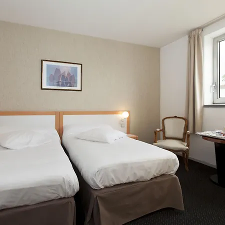 Hotel Paradis 4*