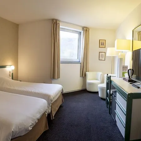 Hotel Paradis 4*
