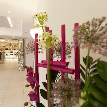 Paradis Hotel
