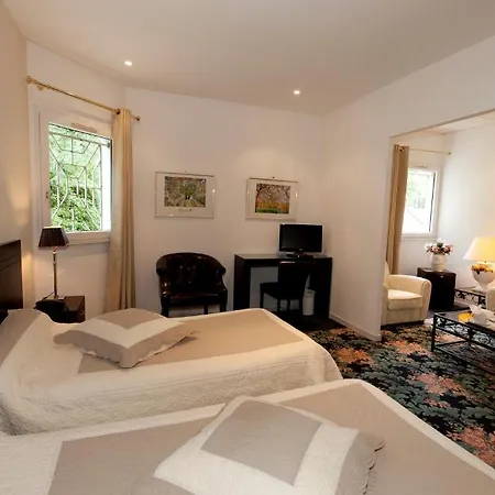 Paradis Hotel 4*